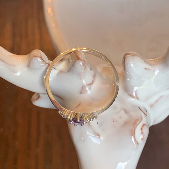 Oval Amethyst Ring NWOT - Picture 5 of 8